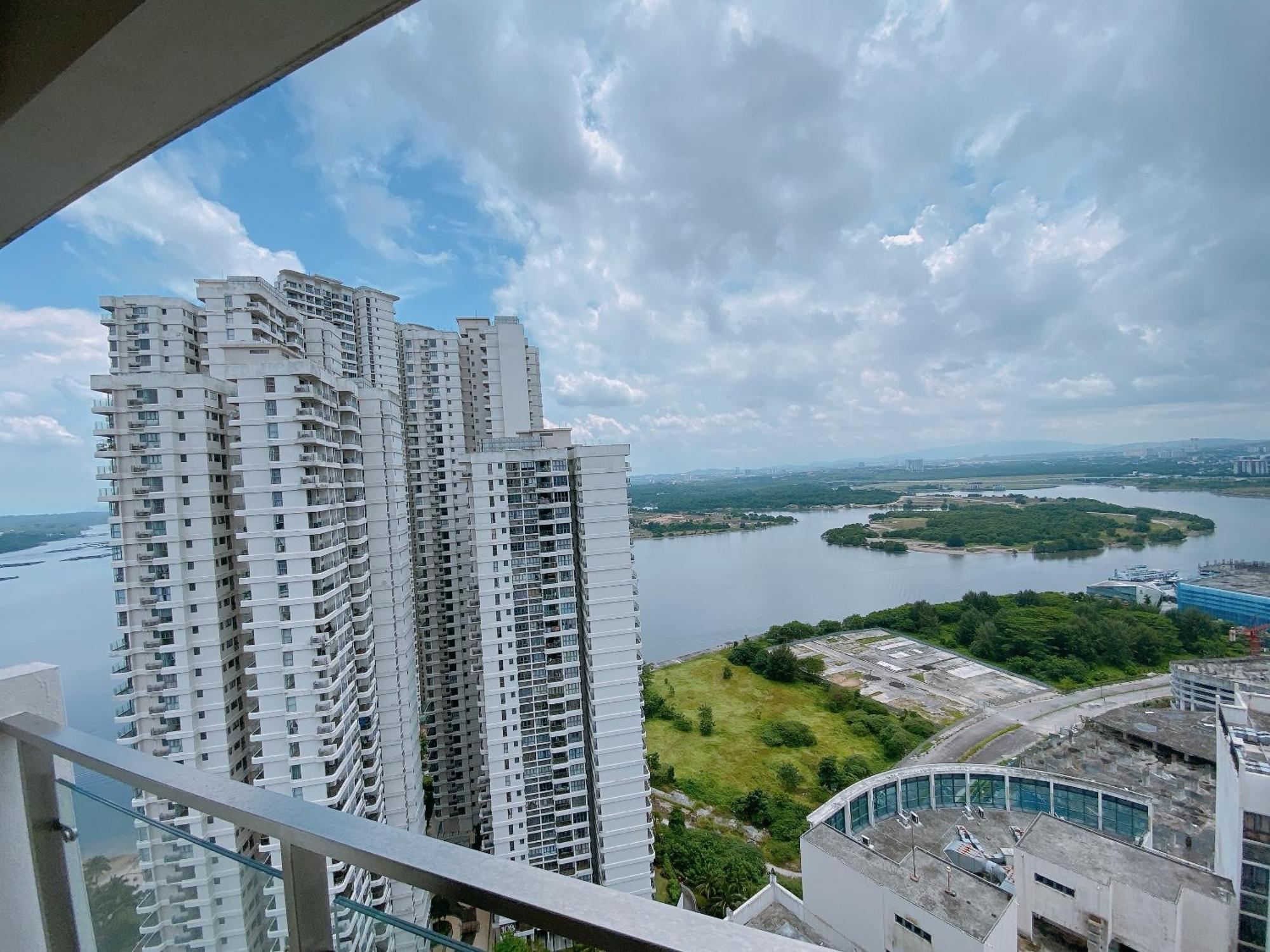 Ferienwohnung Country Garden Danga Bay By Lions Bay Johor Bahru Zimmer foto