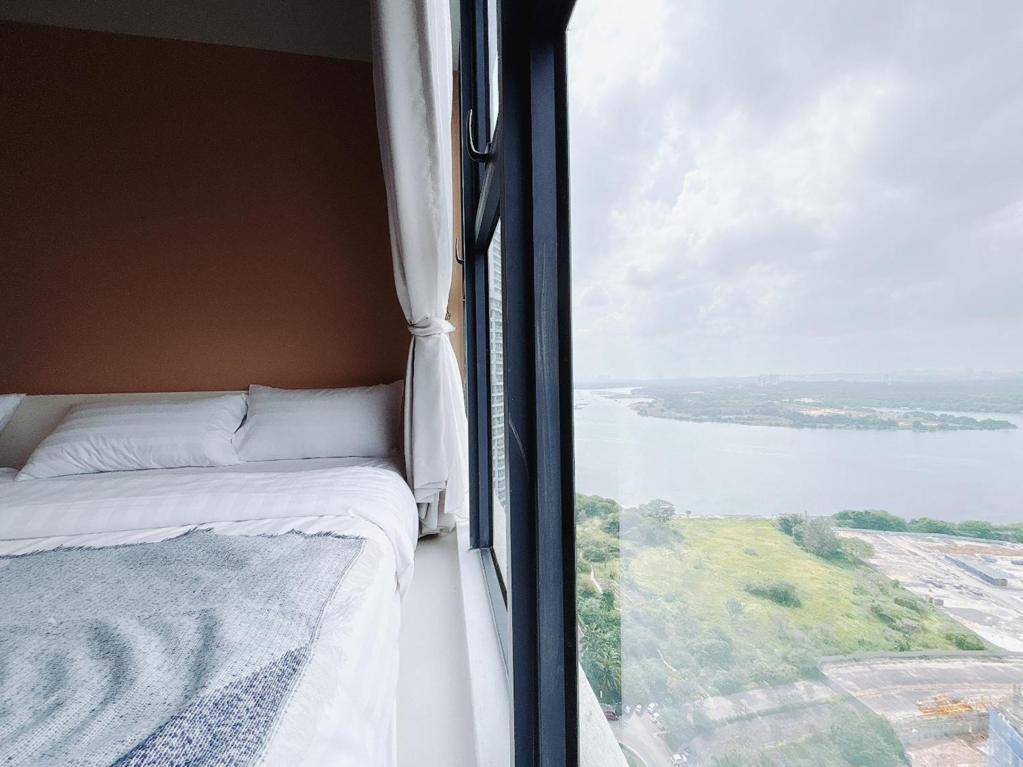 Ferienwohnung Country Garden Danga Bay By Lions Bay Johor Bahru Zimmer foto